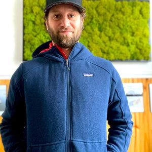 Patagonia Insulated Better Hoody Navy Blue Men’s